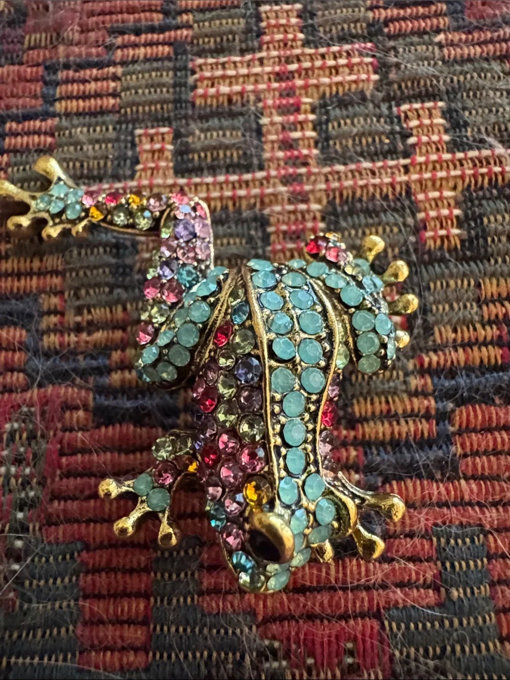 NWOT Multicolor Crystal Frog Brooch